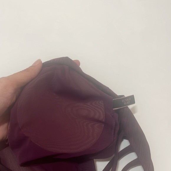 Victoria’s Secret maroon sports bra - Picture 8 of 8